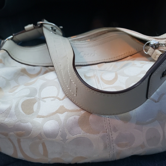 Coach shoulder bag